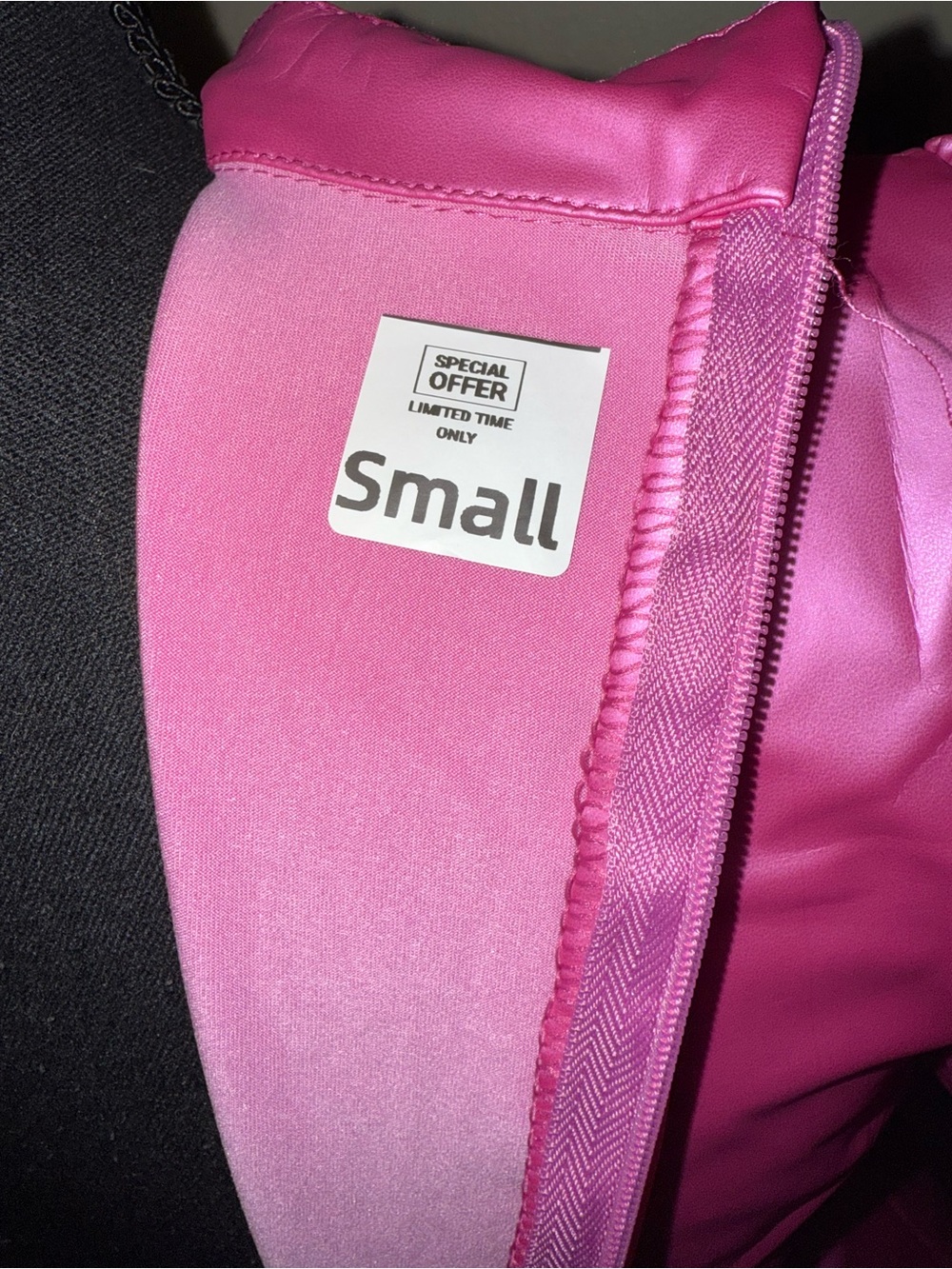 Fitted V-Neck Long Sleeve Dress in Hot Pink size S new with out tag . - Picture 16 of 16